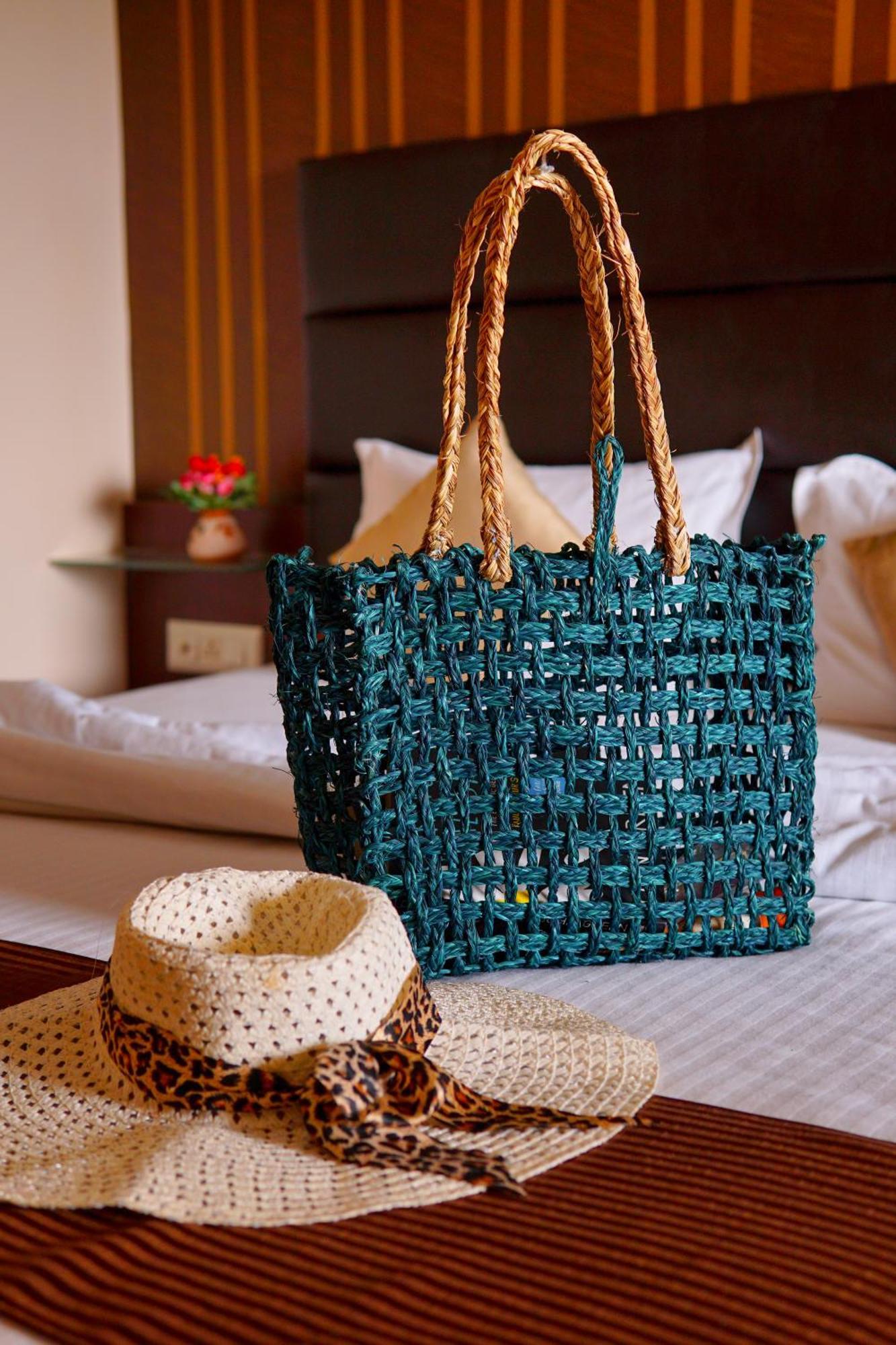 Lbd Resorts&Hotels Calcutta Eksteriør billede